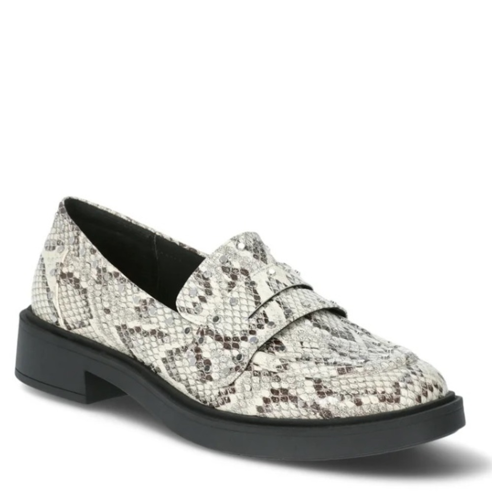 🆕 Portland Boot Company Women's Studded Loafers (size 10)